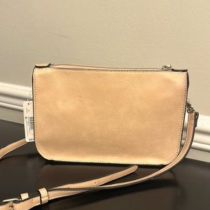 NEW DIRECTIONS CROSSBODY BAG